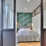 Neuf - Proche Tour Eiffel Appartement Parijs